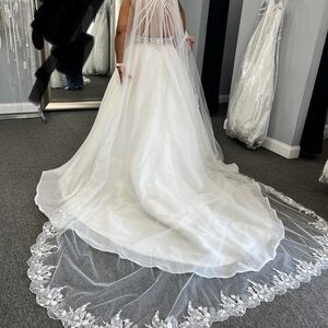 Elegant White Wedding Dress with Lace Train